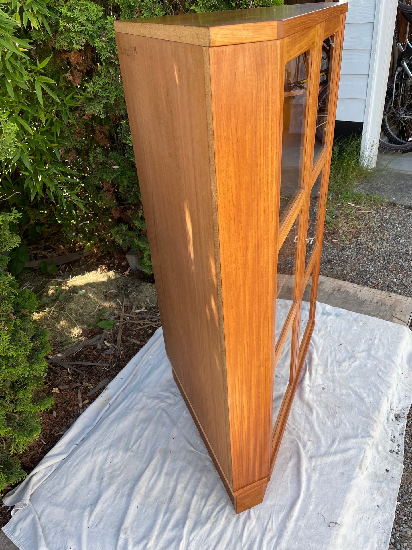 Arne Wahl Iversen for Vinde Mobelfabrik Danish Modern Teak Corner Display Cabinet Bar