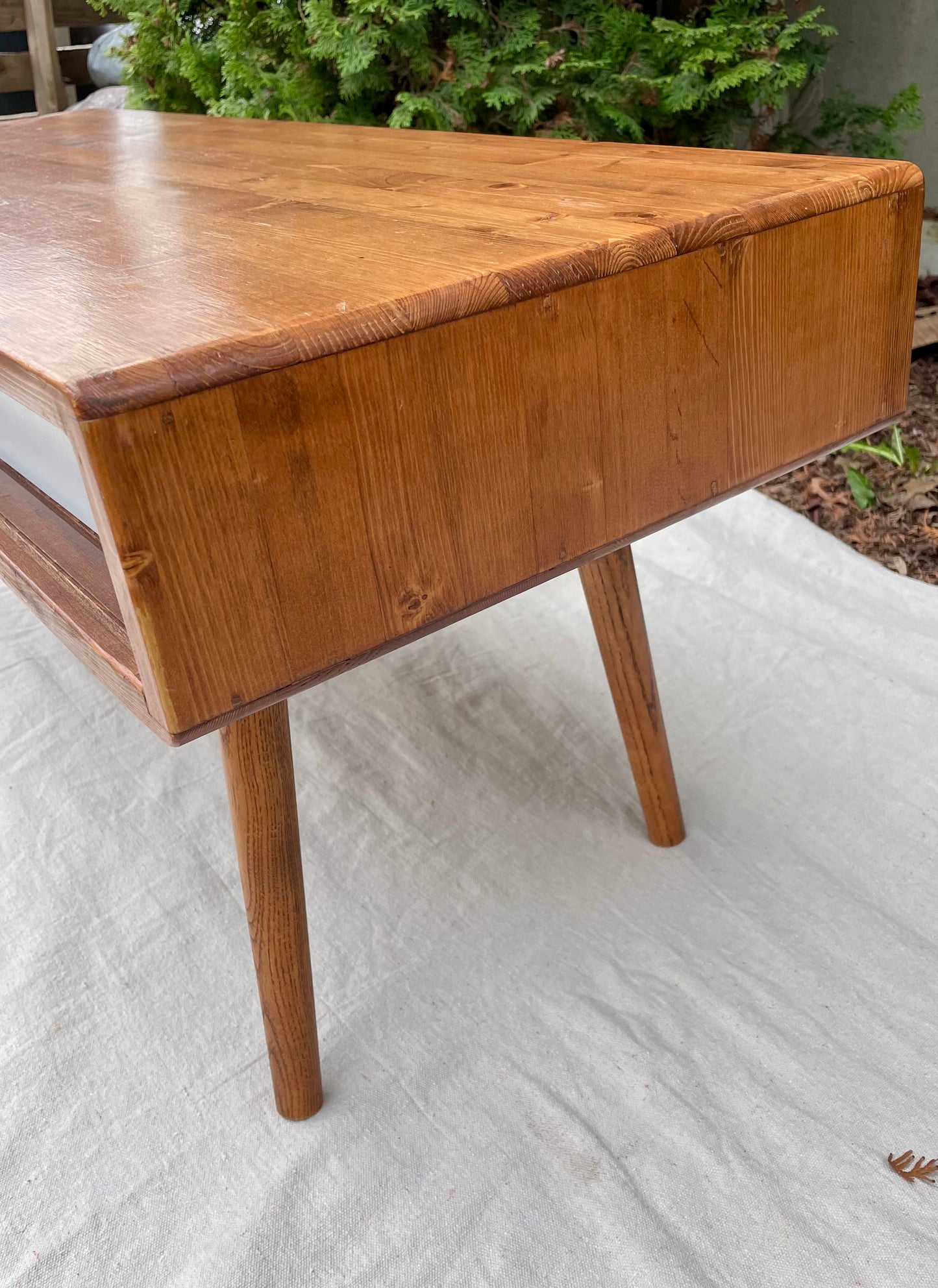Vintage Paul McCobb Style Orwa Designs Chestnut Pine Coffee Table