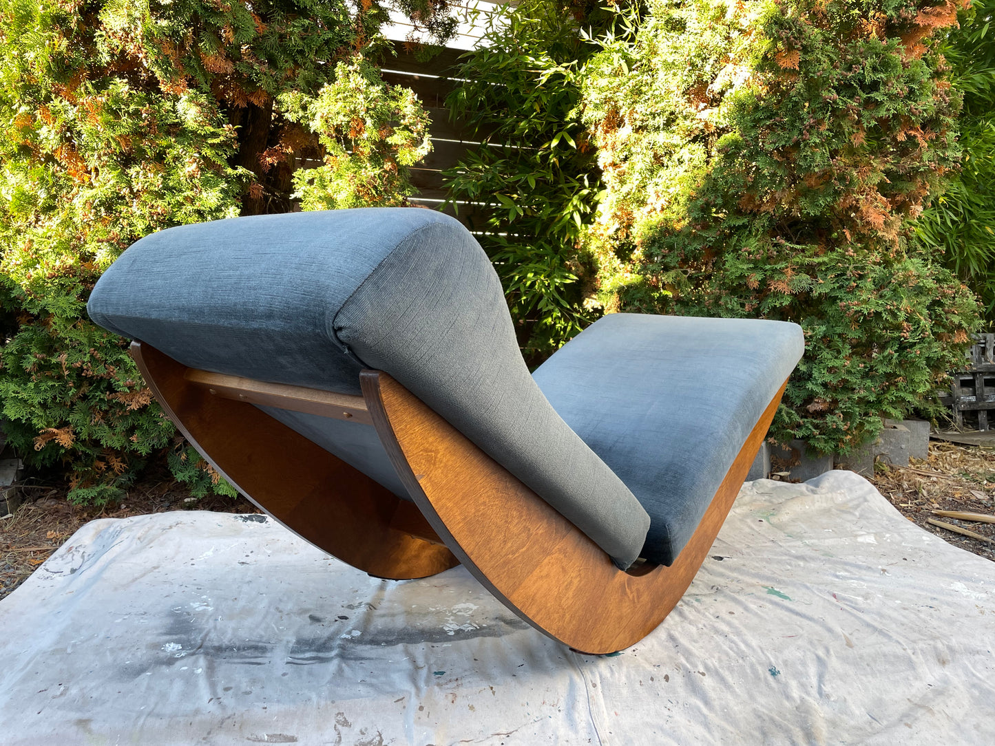 1980s Adrian Pearsall Style Sculptural Walnut Rocking Chaise Lounge