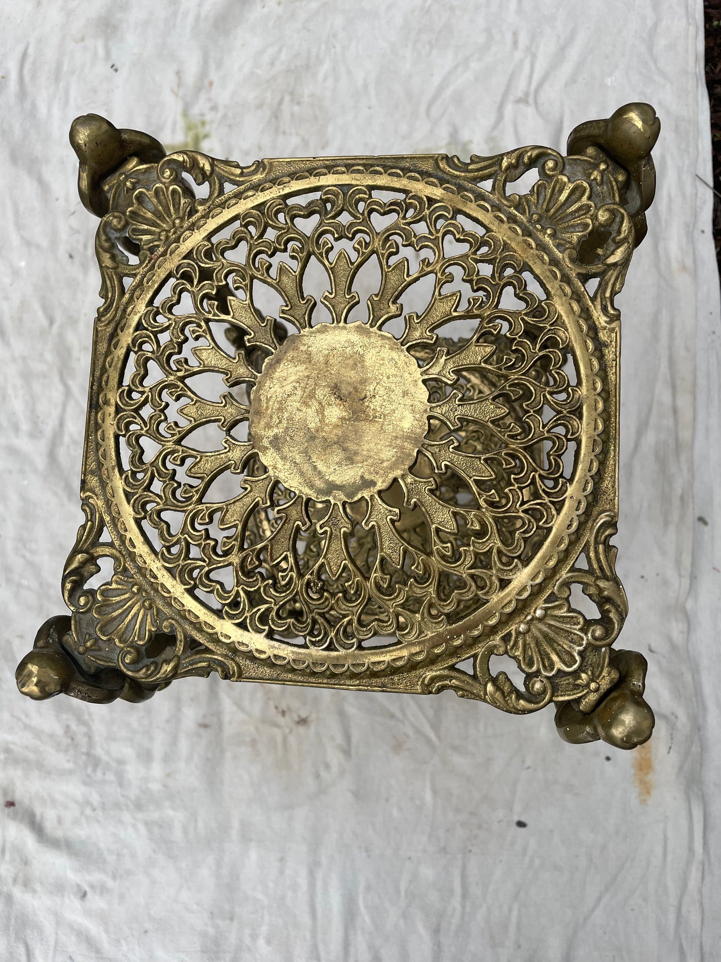 Vintage Ornate Brass Three-Tier Plant Stand Accent Table — Hollywood Regency Style