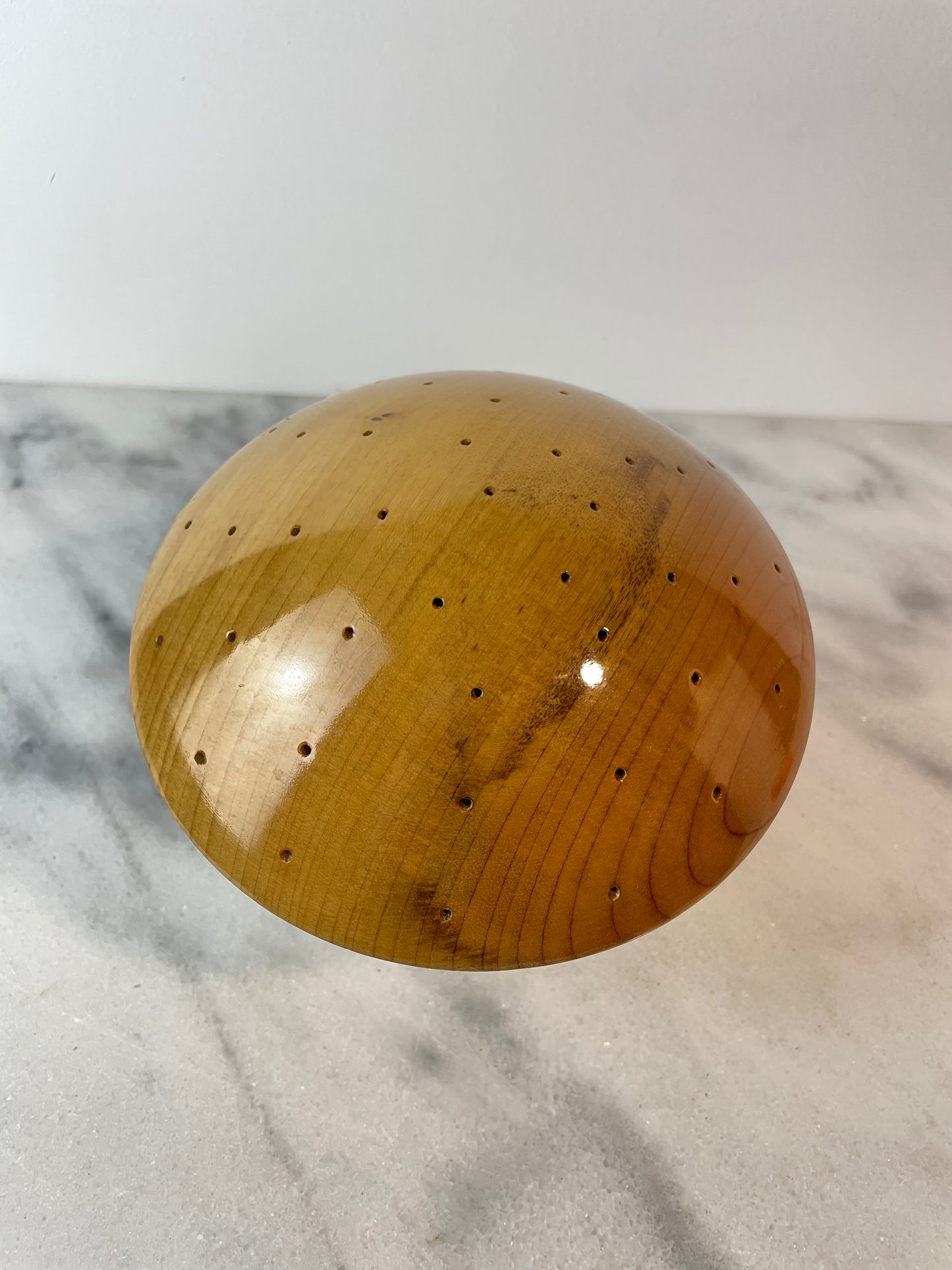 Vintage Oregon Myrtlewood Mushroom Sculpture — Zumwalt’s Myrtlewood, Bandon Or