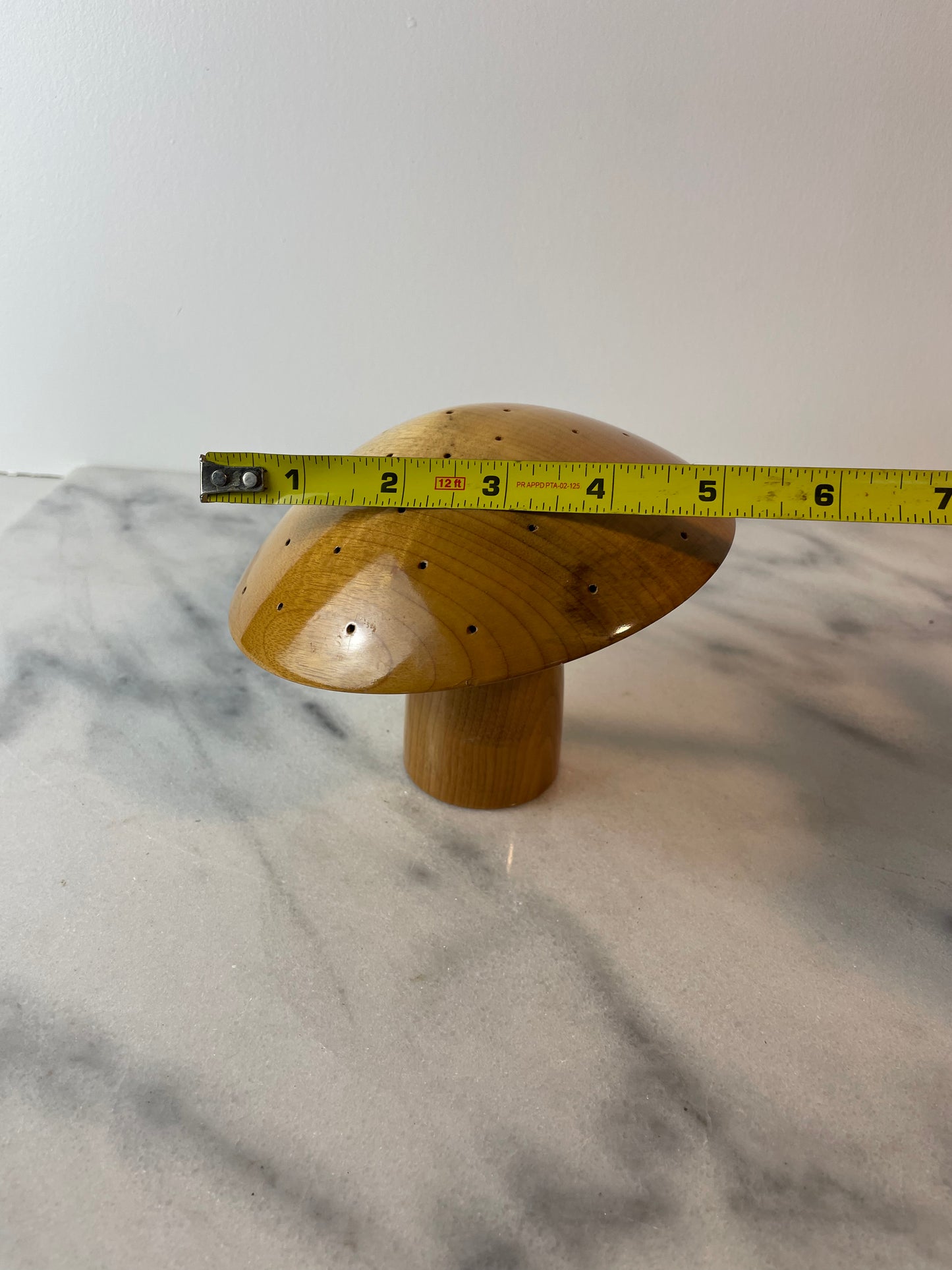 Vintage Oregon Myrtlewood Mushroom Sculpture — Zumwalt’s Myrtlewood, Bandon Or