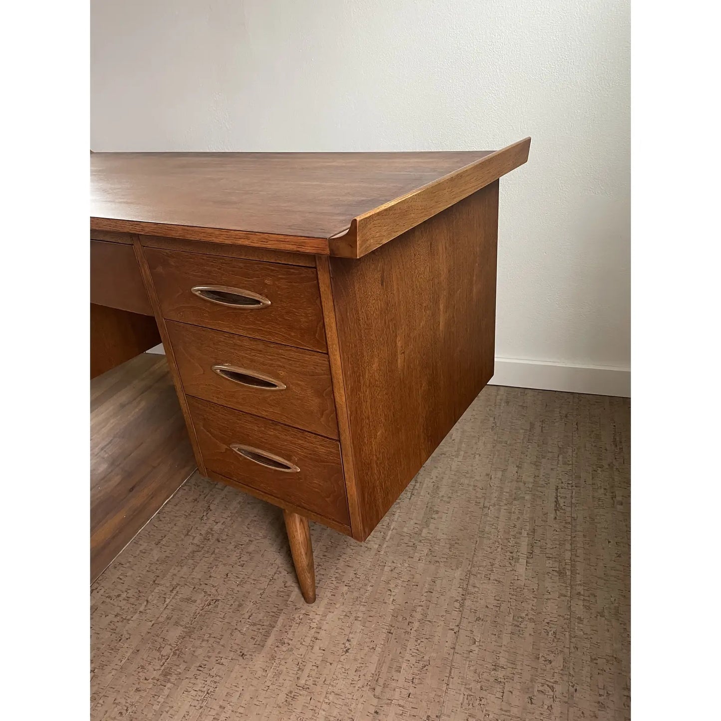 1960s Mid-Century Modern Broyhill Sculptra Walnut Executive Desk