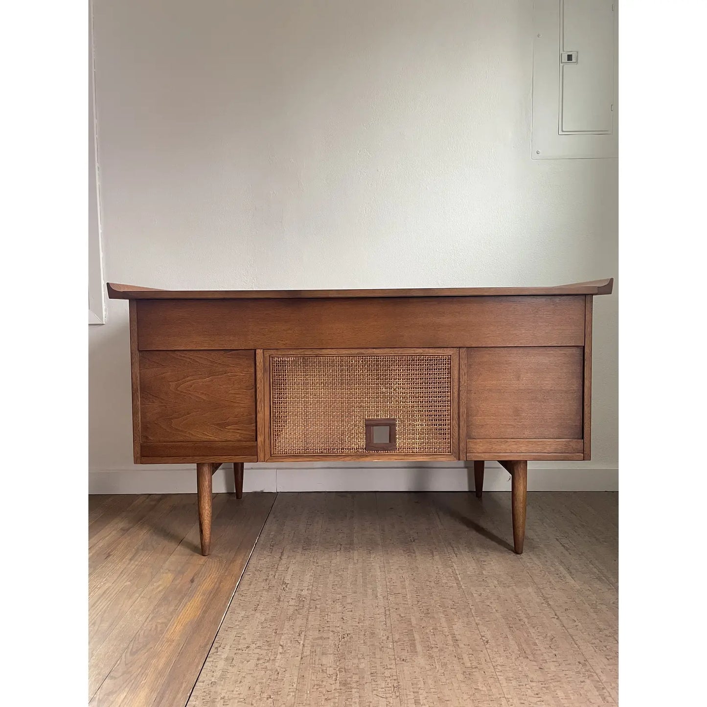 1960s Mid-Century Modern Broyhill Sculptra Walnut Executive Desk