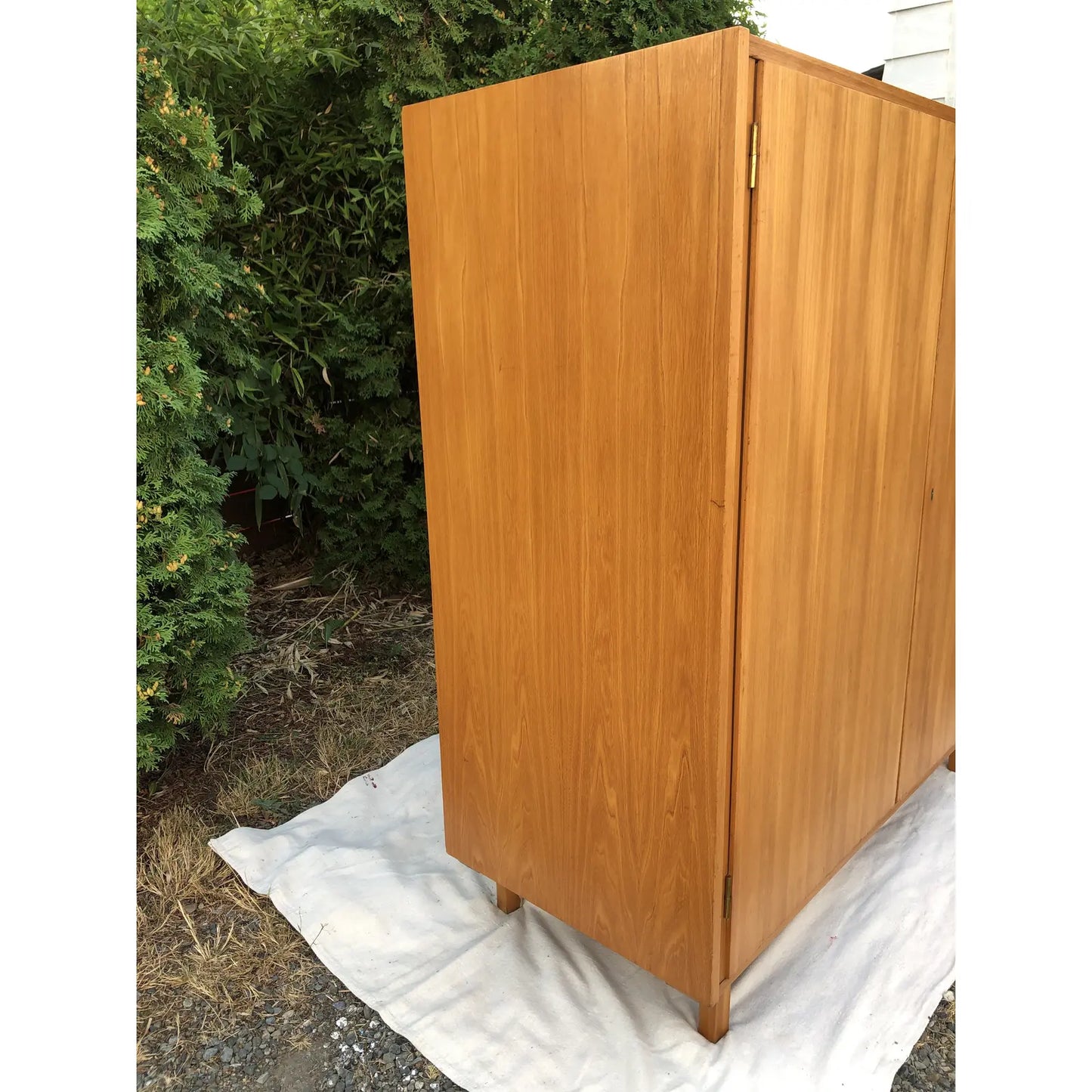 1960s Mid-Century Modern Oak Two-Door Cabinet