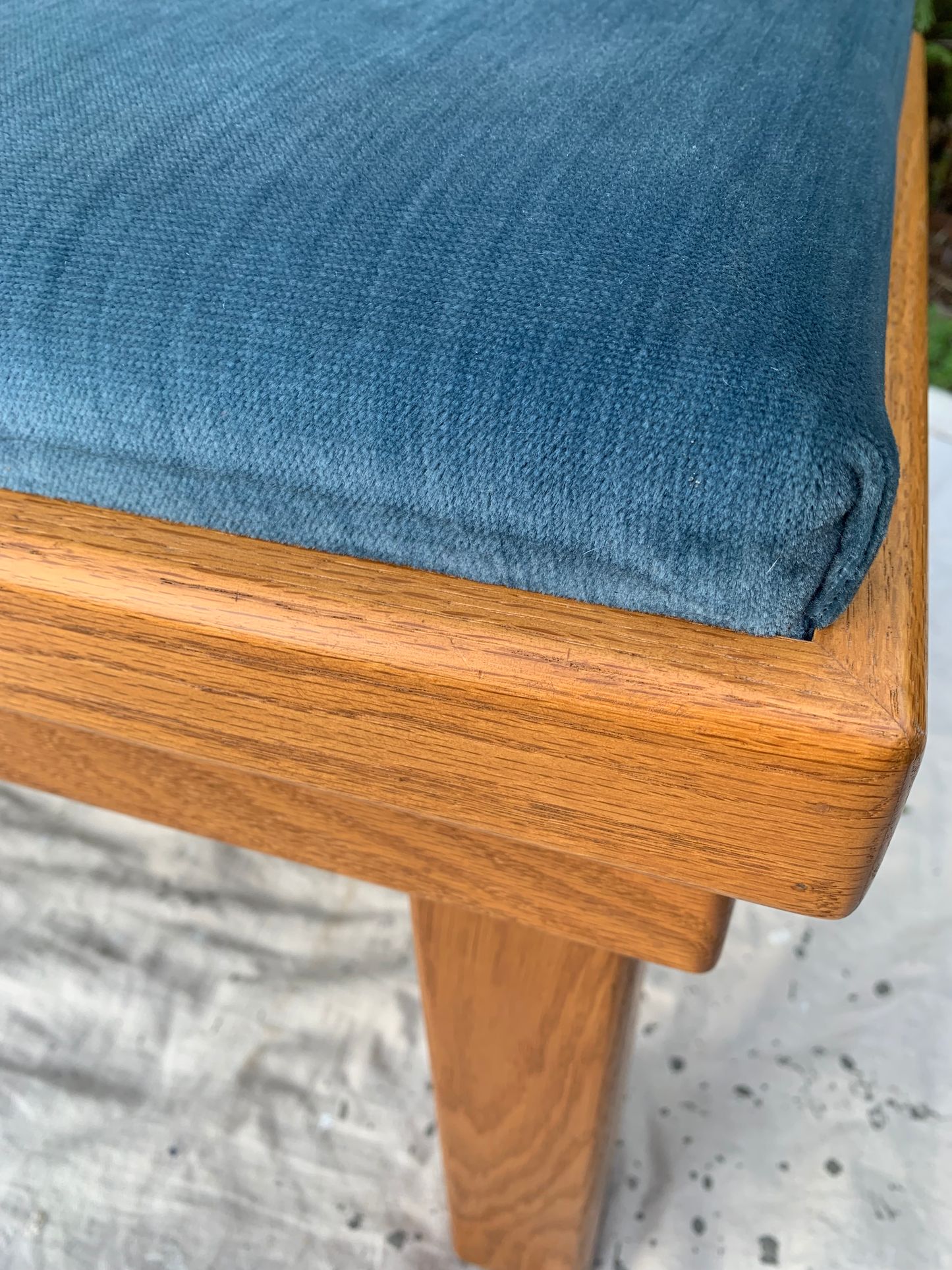 1980s Vintage Solid Oak Ocean Blue Velvet Upholstered Cushioned Bench