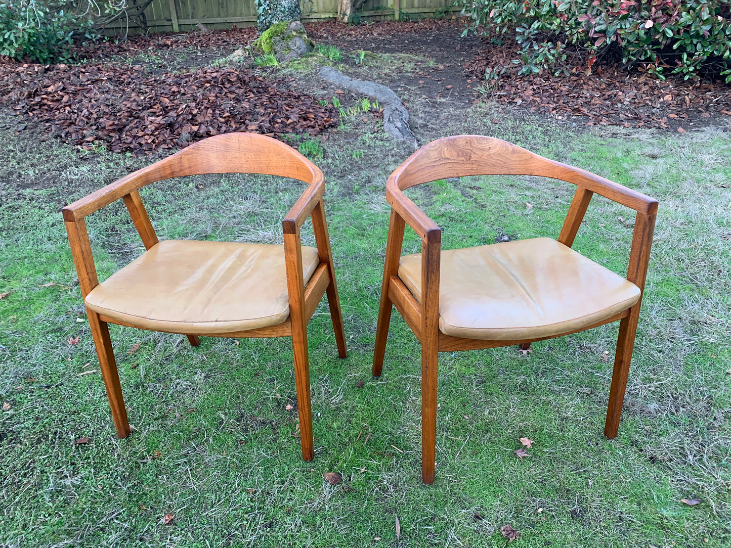 Mid-Century Modern Gunlocke Armchairs With Faux Leather Seat