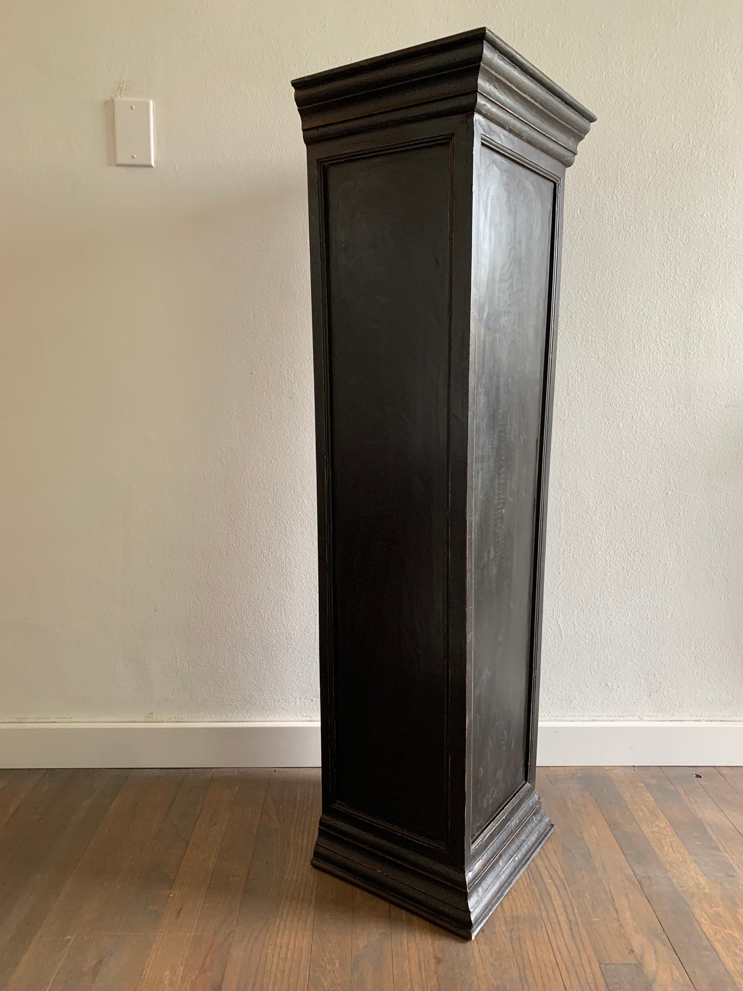 Early 21st Century Neoclassical Architectural Element Column Pedestal