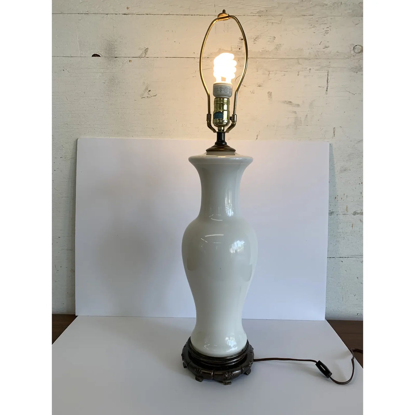 Mid 20th Century Tyndale Frederick Cooper Milk Glass Table Lamp