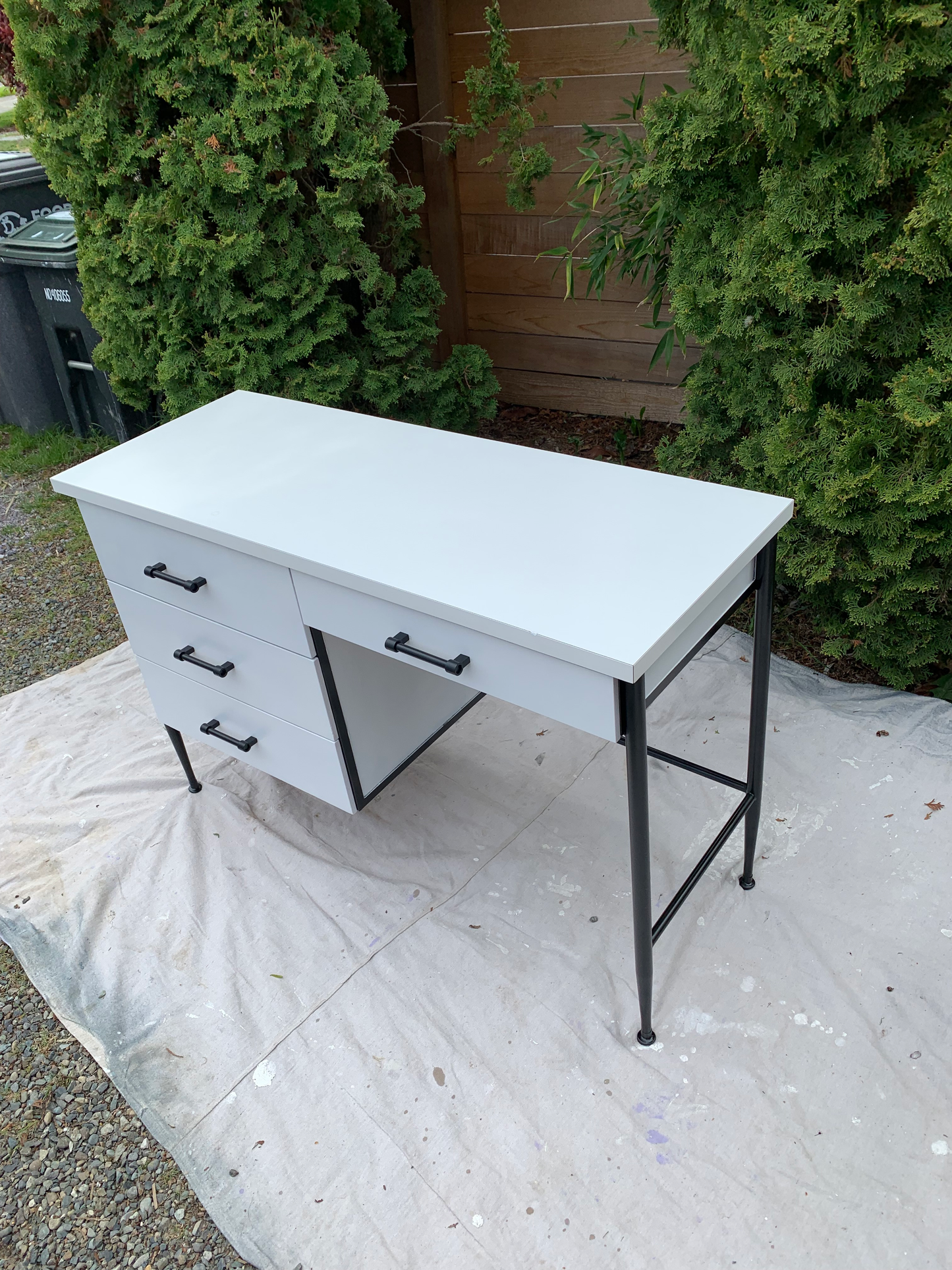 Mid Century Modern Vista of California Writing Desk With White Laminate Top and Black Steel Frame