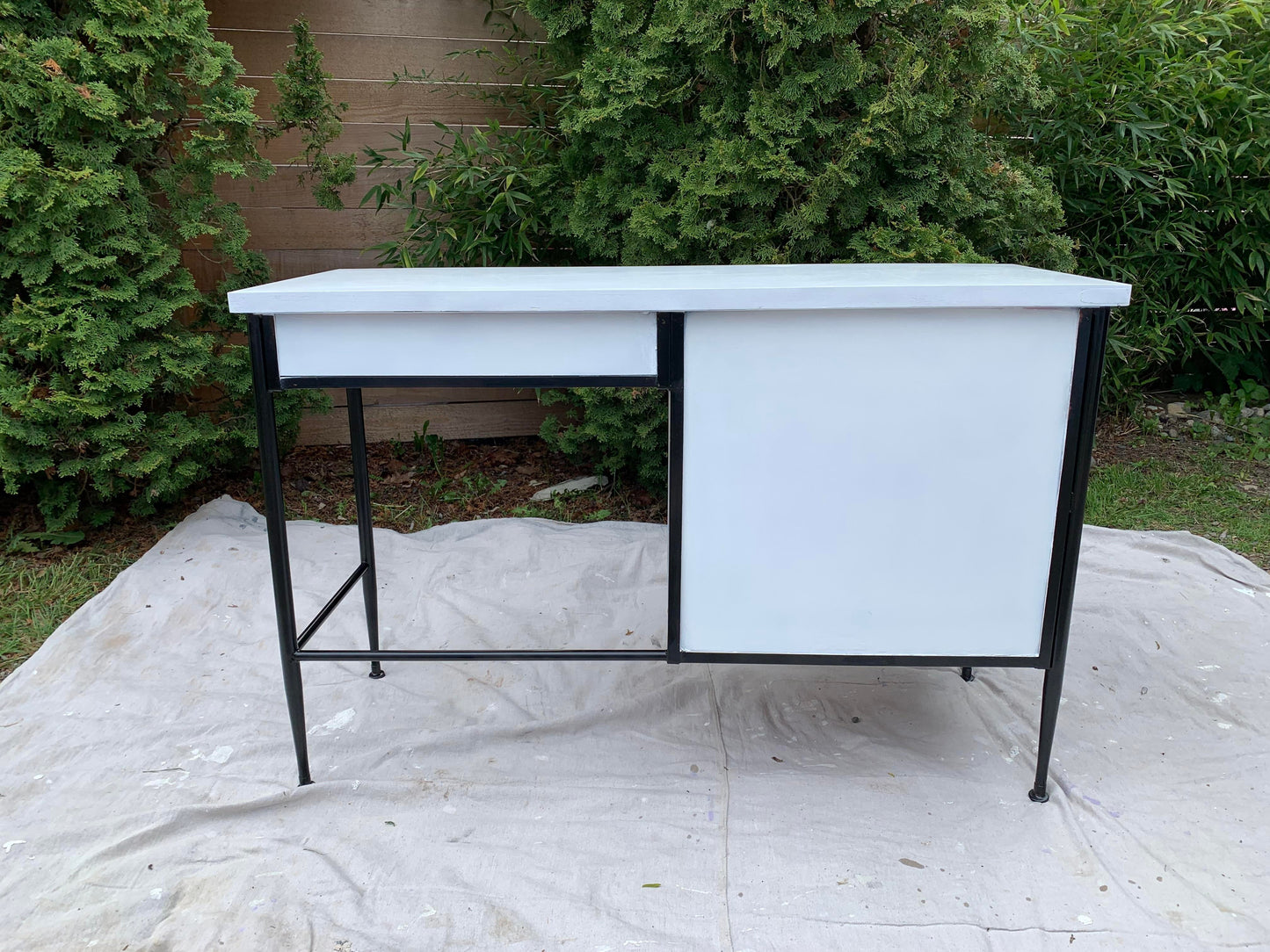 Mid Century Modern Vista of California Writing Desk With White Laminate Top and Black Steel Frame