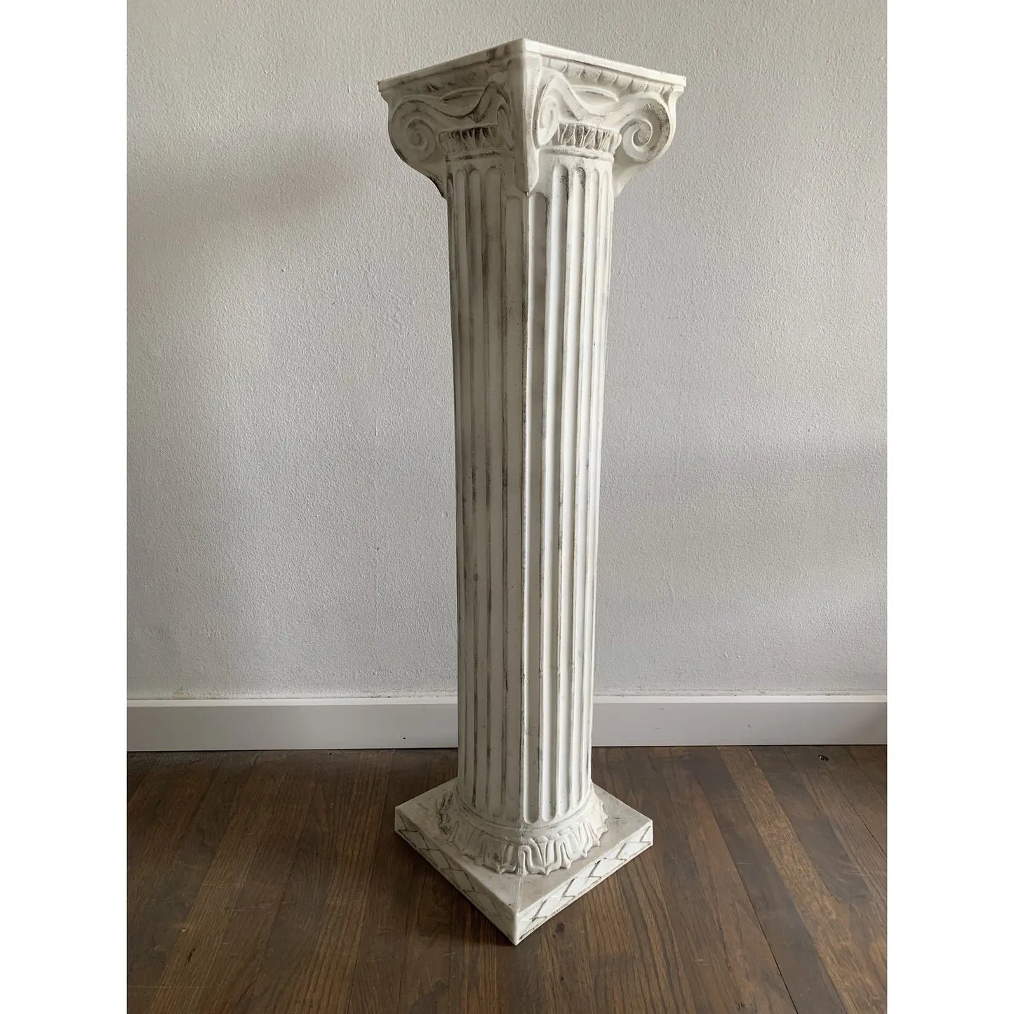 Neoclassical Resin Ionic Column Pedestal
