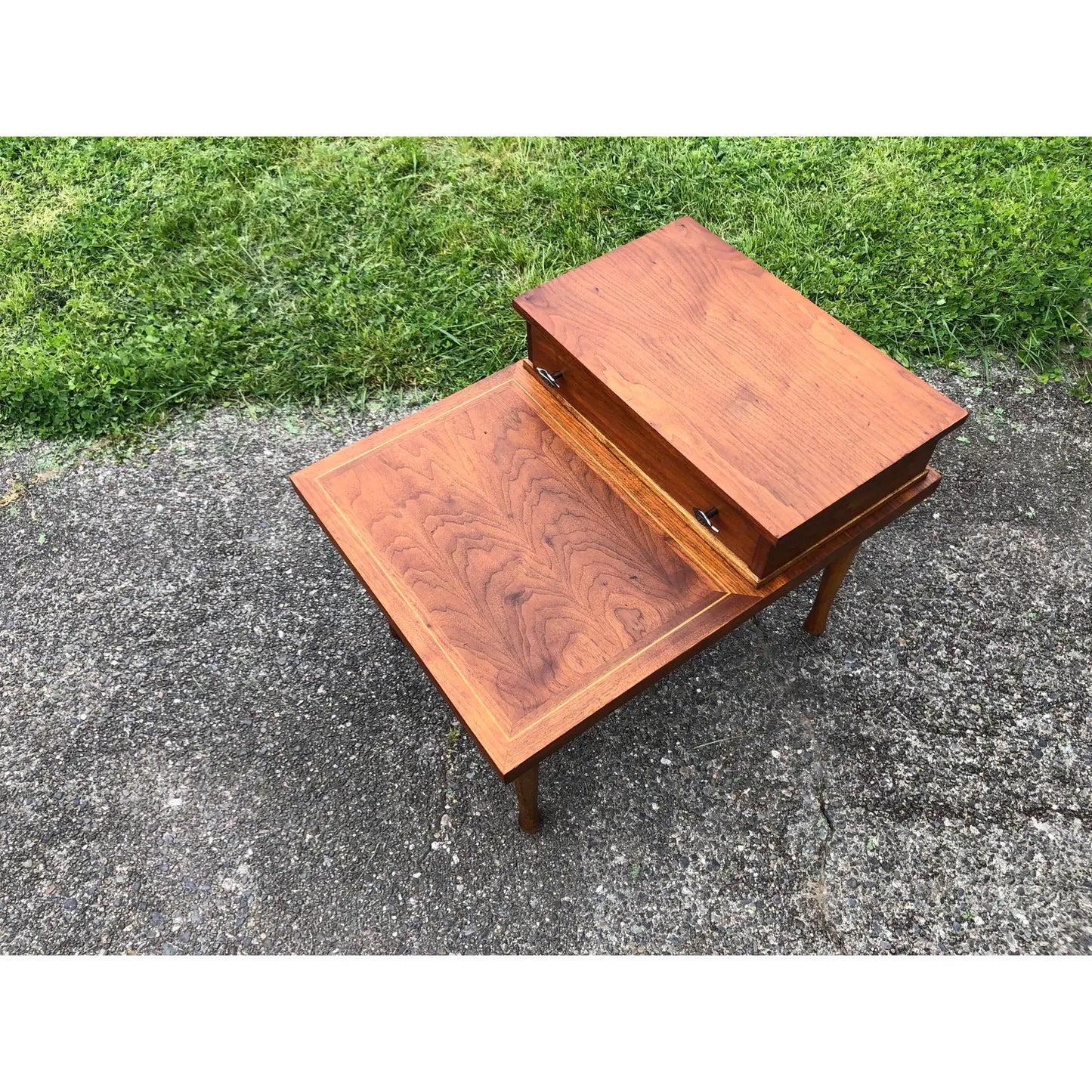 Vintage Mid-Century Modern American of Martinsville Walnut & Oak Inlay Side Table