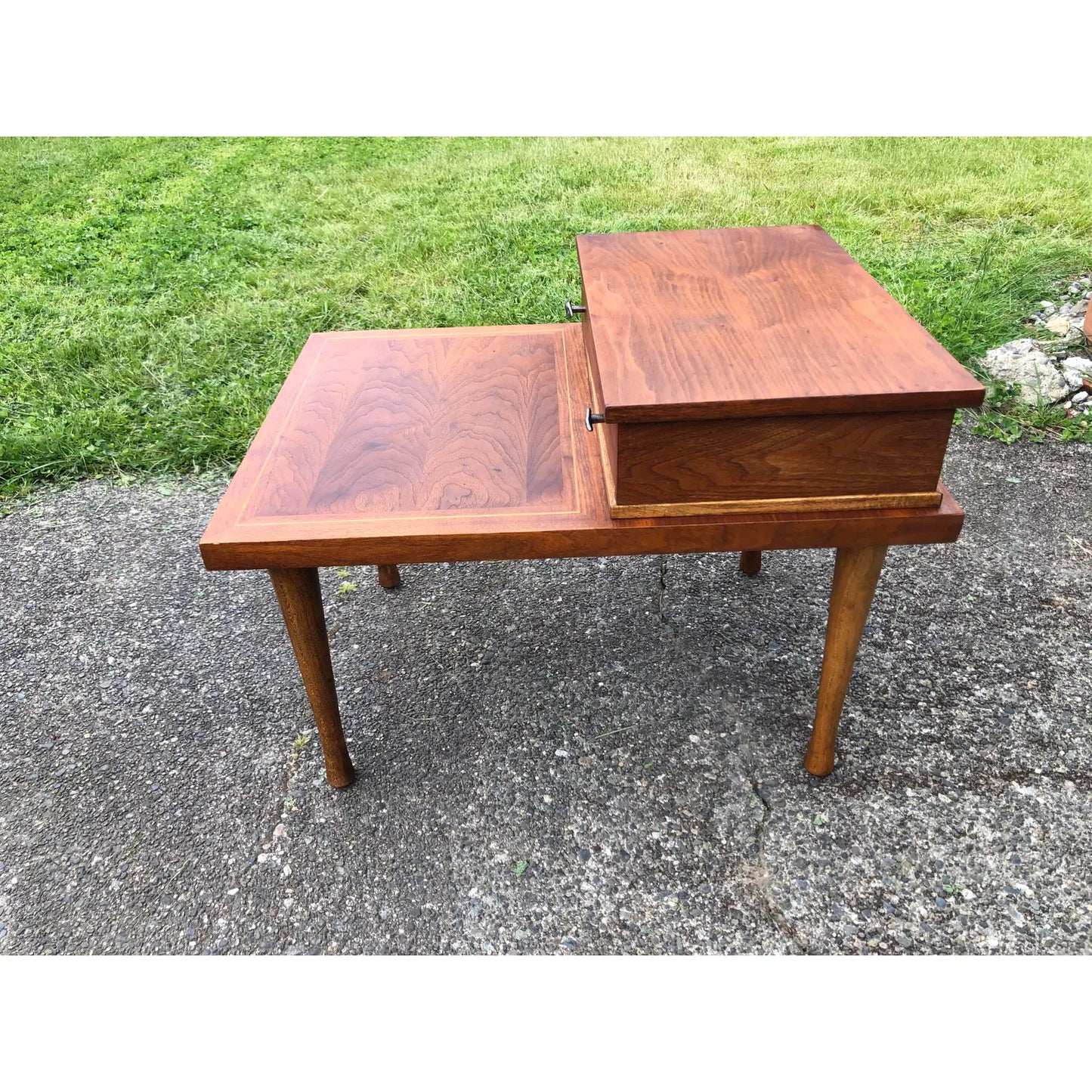 Vintage Mid-Century Modern American of Martinsville Walnut & Oak Inlay Side Table